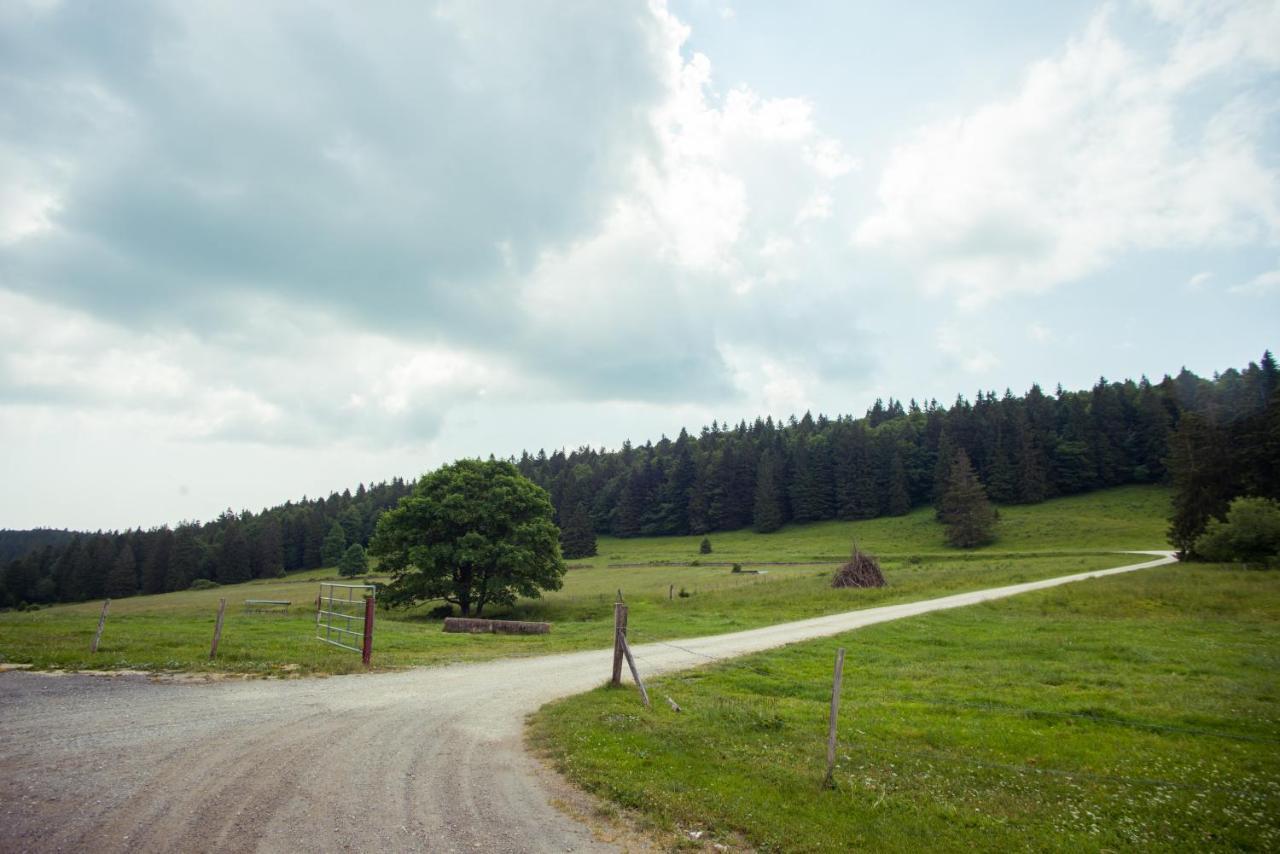 Bois-Raiguel Chasseral Corgemont Buitenkant foto